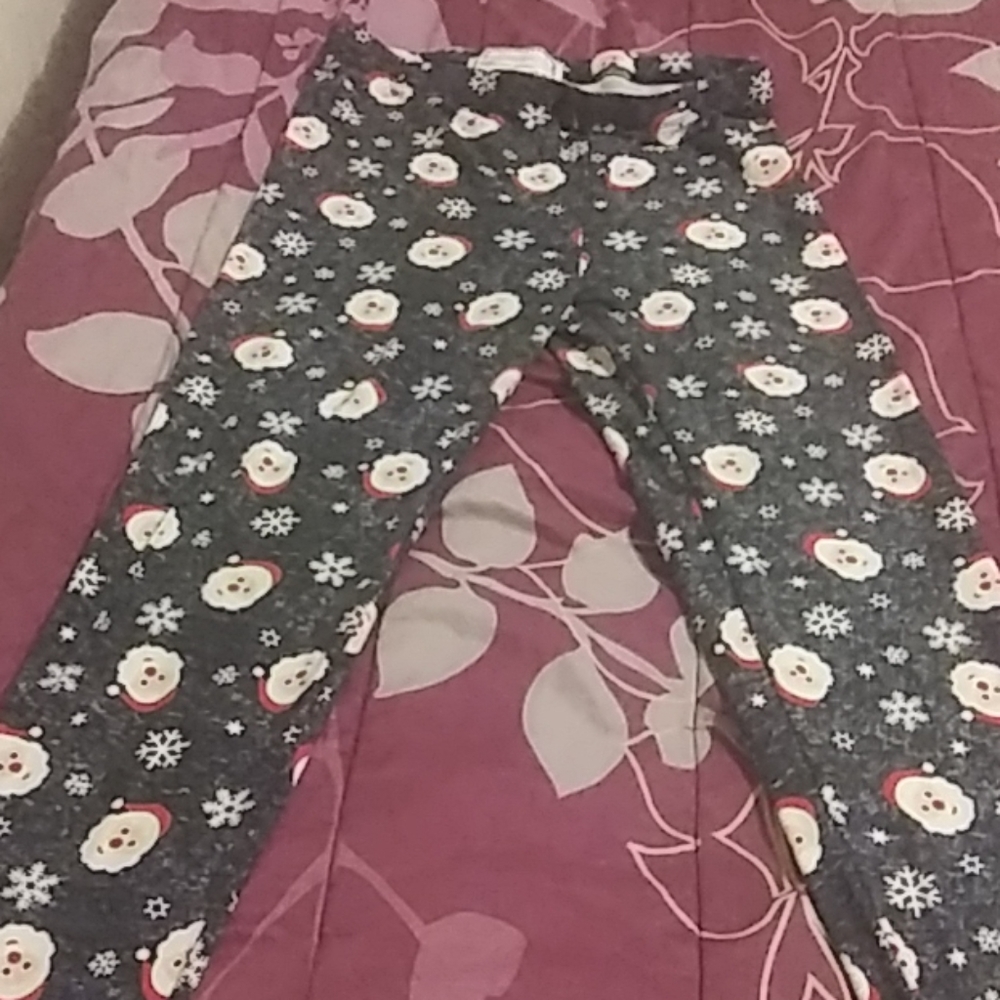 Clothes - Picture 2 of 8